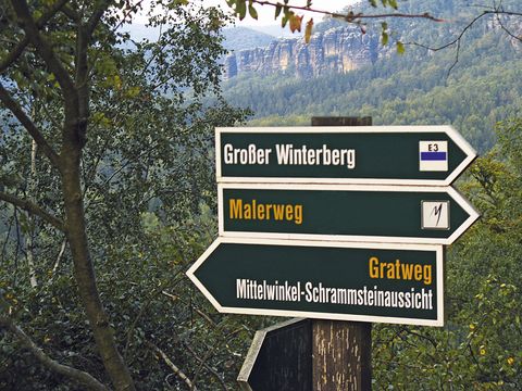 Wegweiser Malerweg am Schrammsteingratweg