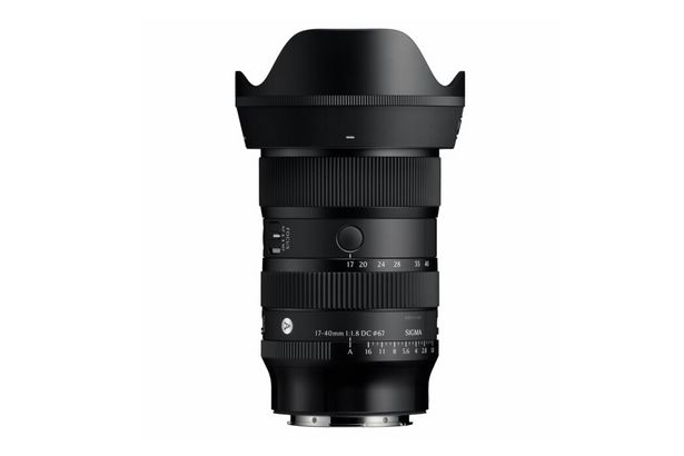 SIGMA Objektiv schwarz für Ausleihe im Aktivzentrum in Bad Schandau