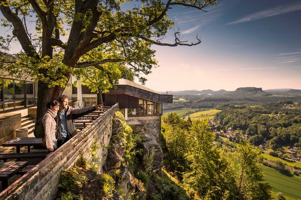 Berghotel Bastei - Blick ins Elbtal