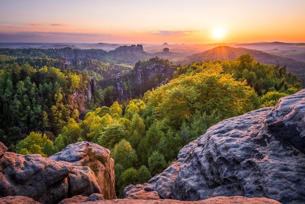 Blick zu den Schrammsteinen