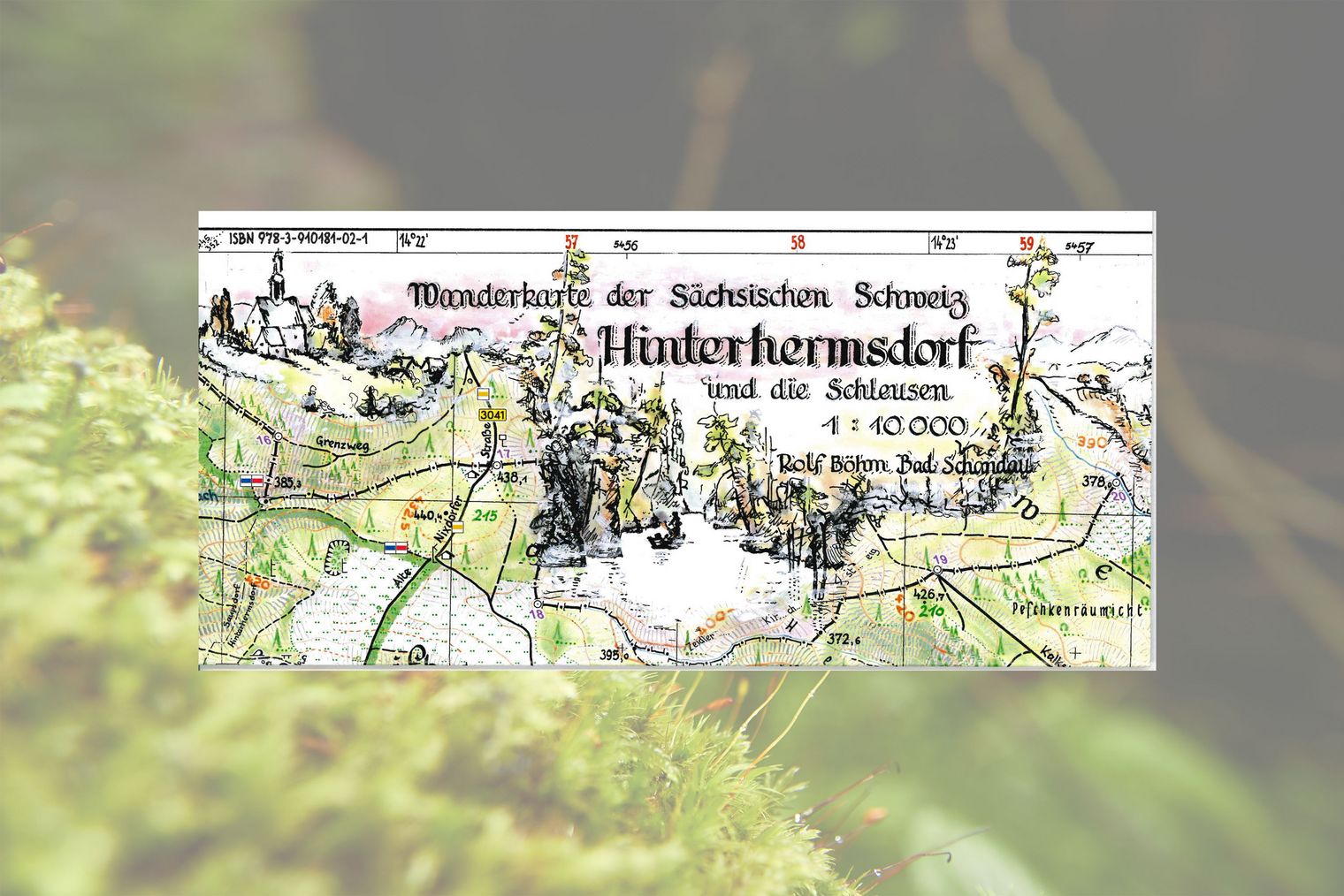 Titelseite Wanderkarte mit Zeichnungen von Wäldern und Hügeln verbunden mit Kartenelementen und eingezeichneten Wanderwegen.