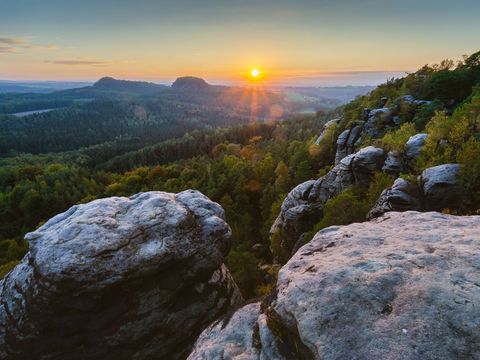 Rauenstein Blick zu Bärenstein bei Sonnenuntergang