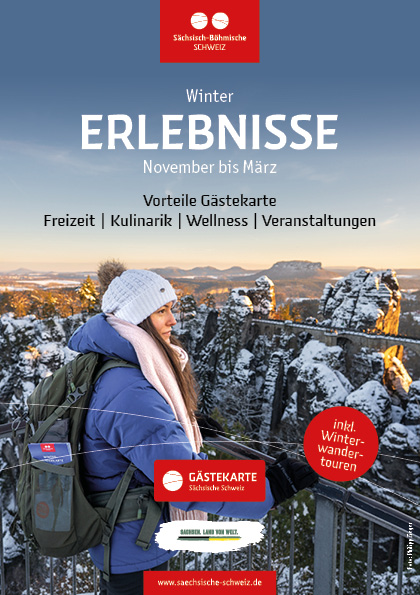 WINTER ERLEBNISBROSCHÜRE Wintererlebnisse in der Natur, Frau mit Mütze und Schal, schneebedeckte Landschaft im Hintergrund.